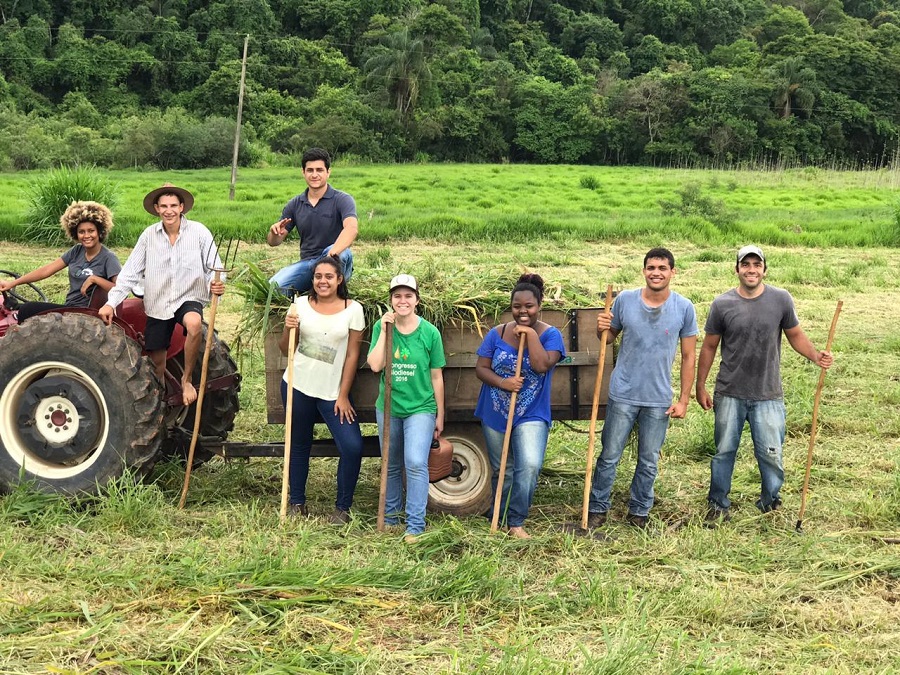 Estudantes que participam do projeto