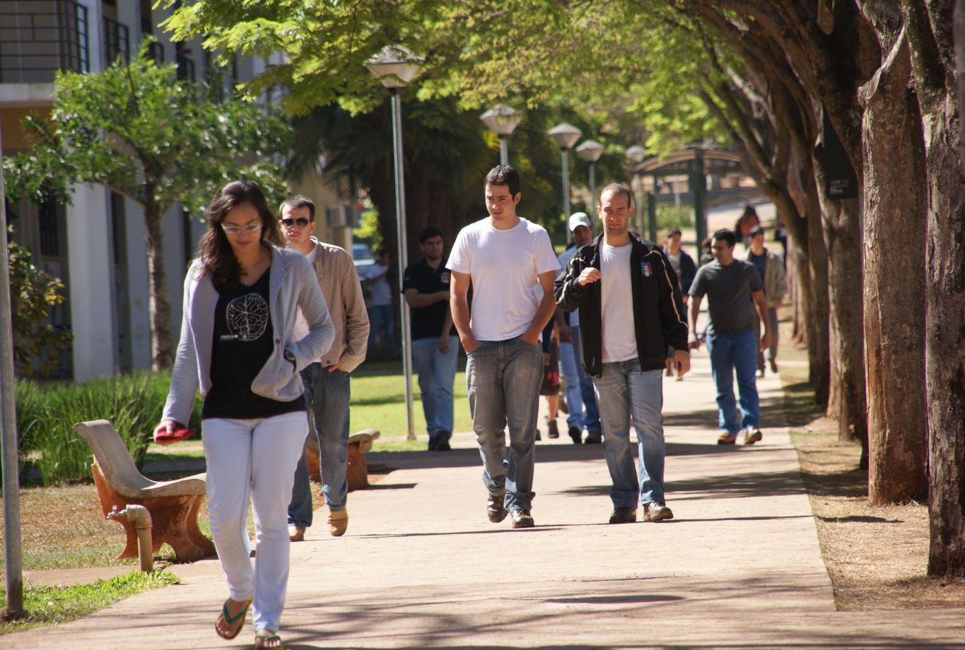 Começa nesta segunda 27/7 o período de renovação de matrícula de 2026/2 para estudantes dos campus Lavras e Paraíso