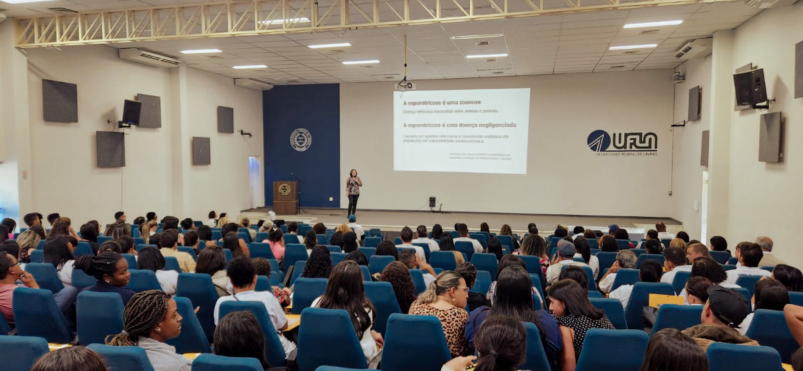 professora Maria Raquel 