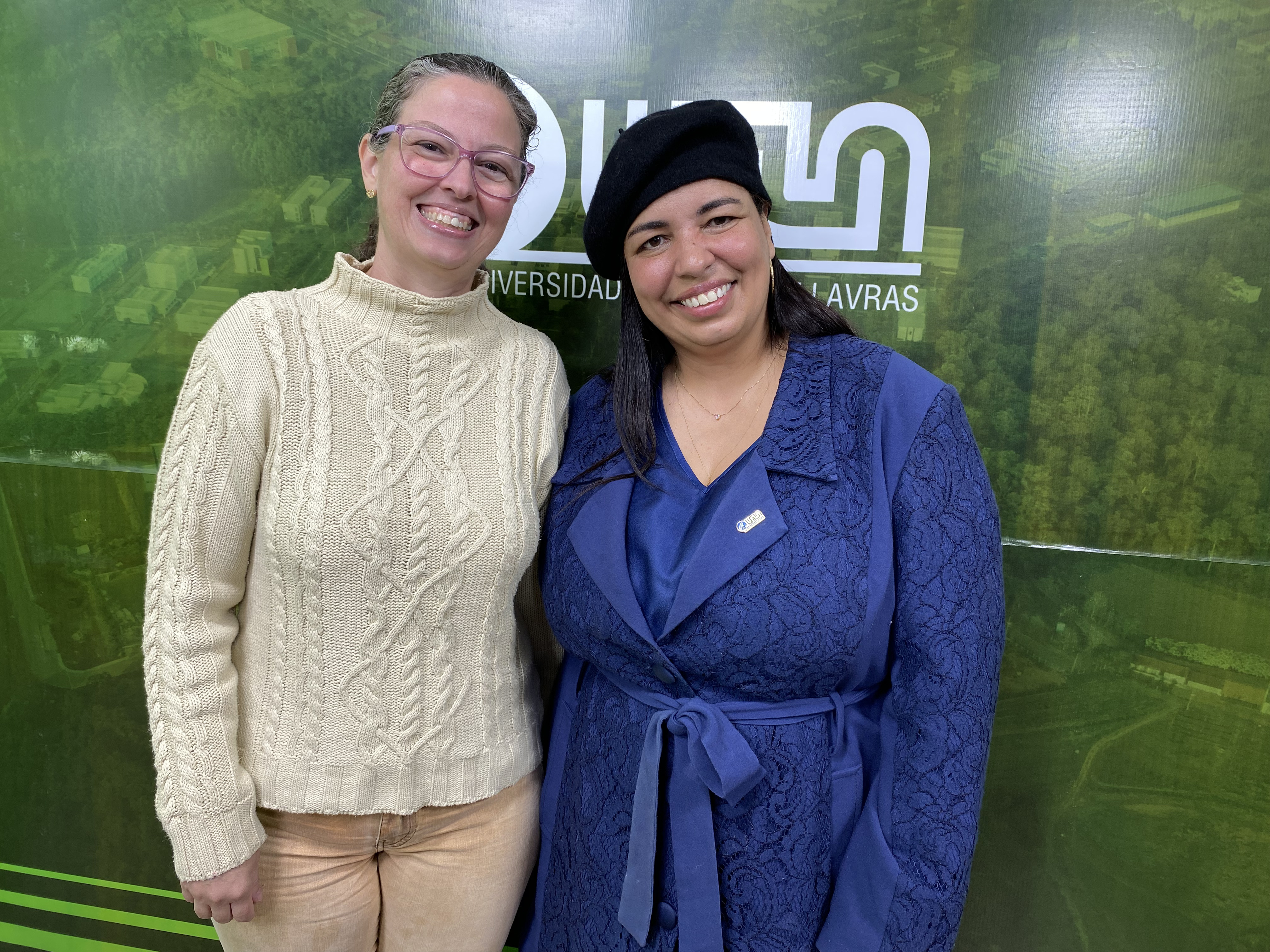 Gentileza solicitar descrição da imagem