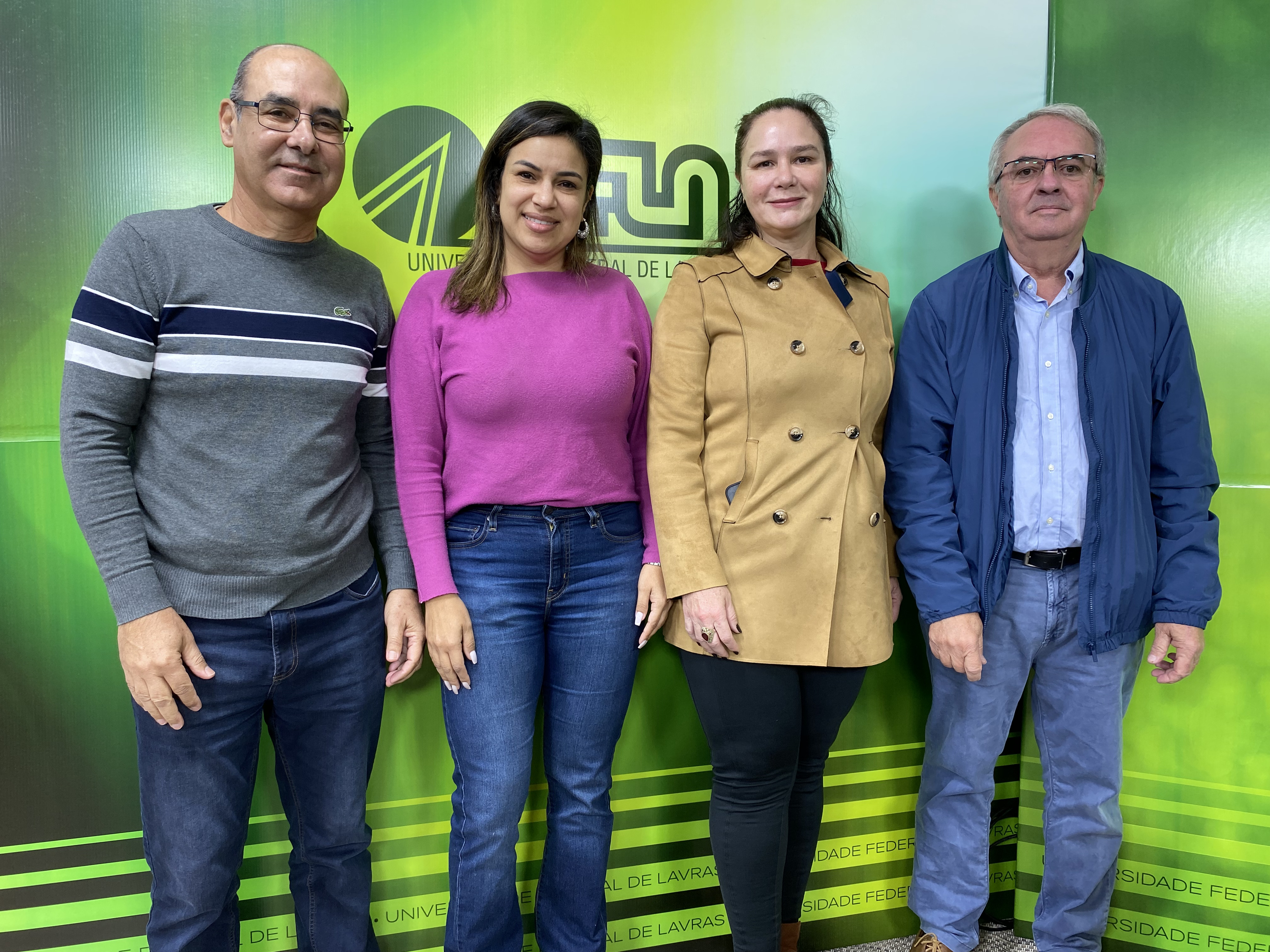 Gentileza solicitar descrição da imagem