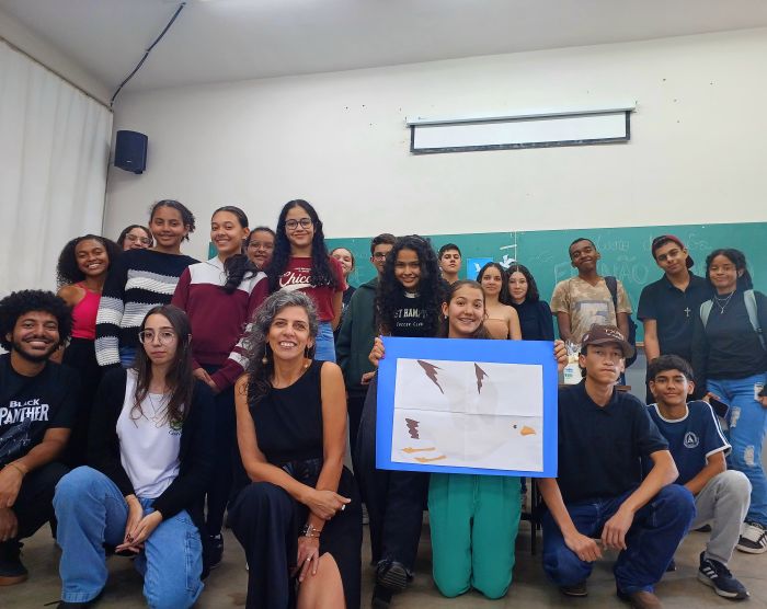 Gentileza solicitar descrição da imagem