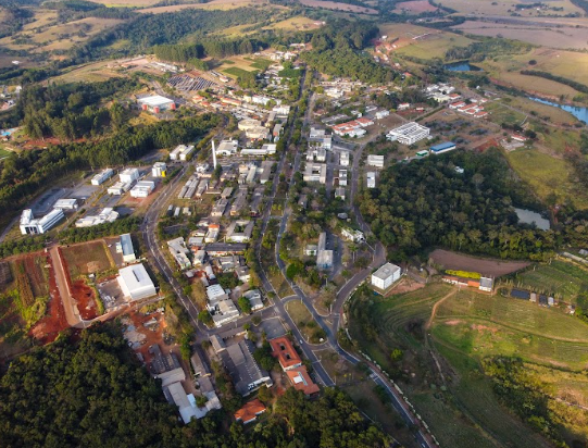 UFLA anuncia expansão com 12 novos cursos, mais concursos, investimentos em equipamentos e ampliação do Nedi/UFLA