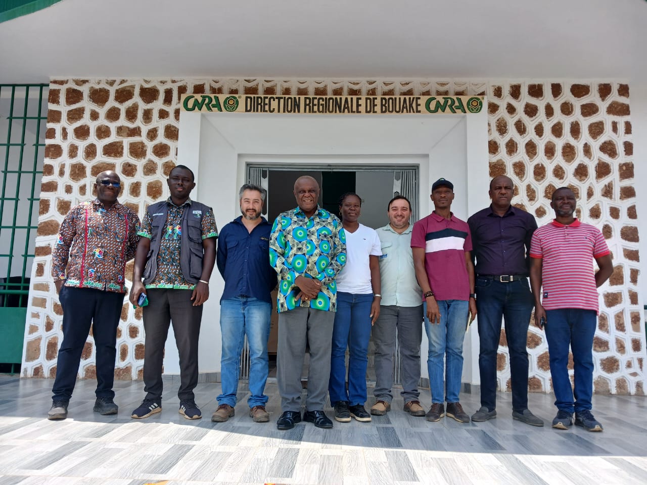 Professores da UFLA levam tecnologias de manejo sustentável do solo à Costa do Marfim 