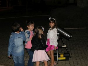 Evento da Física consolida as noites de sábado da UFLA com uma “Festa das Estrelas”