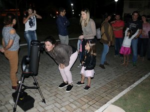 Evento da Física consolida as noites de sábado da UFLA com uma “Festa das Estrelas”