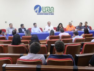 UFLA firma novos convênios com entidades públicas e privadas