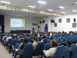 Palestra rompendo o silêncio e preservando vidas