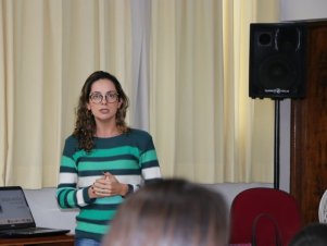 Mesa Redonda com o tema 