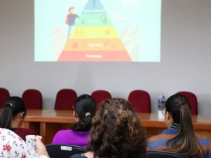 Mesa Redonda com o tema 