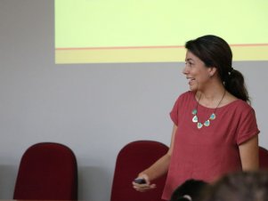 Mesa Redonda com o tema 