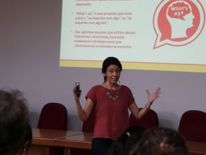 Mesa Redonda com o tema 