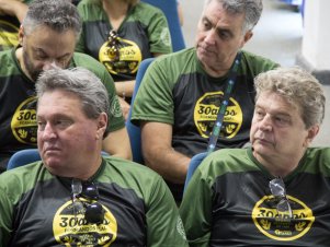 'Aula da Saudade' ministrada pelo professor emérito Alfredo Scheid Lopes encerrou as comemorações de 111 anos da UFLA