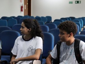 Estudantes do Cedet nas oficinas do projeto EduCom Ciência 