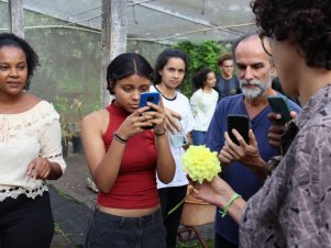 Estudantes do Cedet nas oficinas do projeto EduCom Ciência 