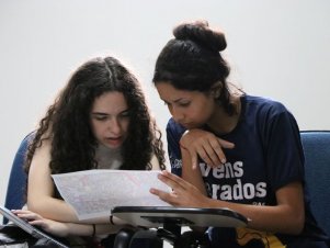 Estudantes do Cedet nas oficinas do projeto EduCom Ciência 